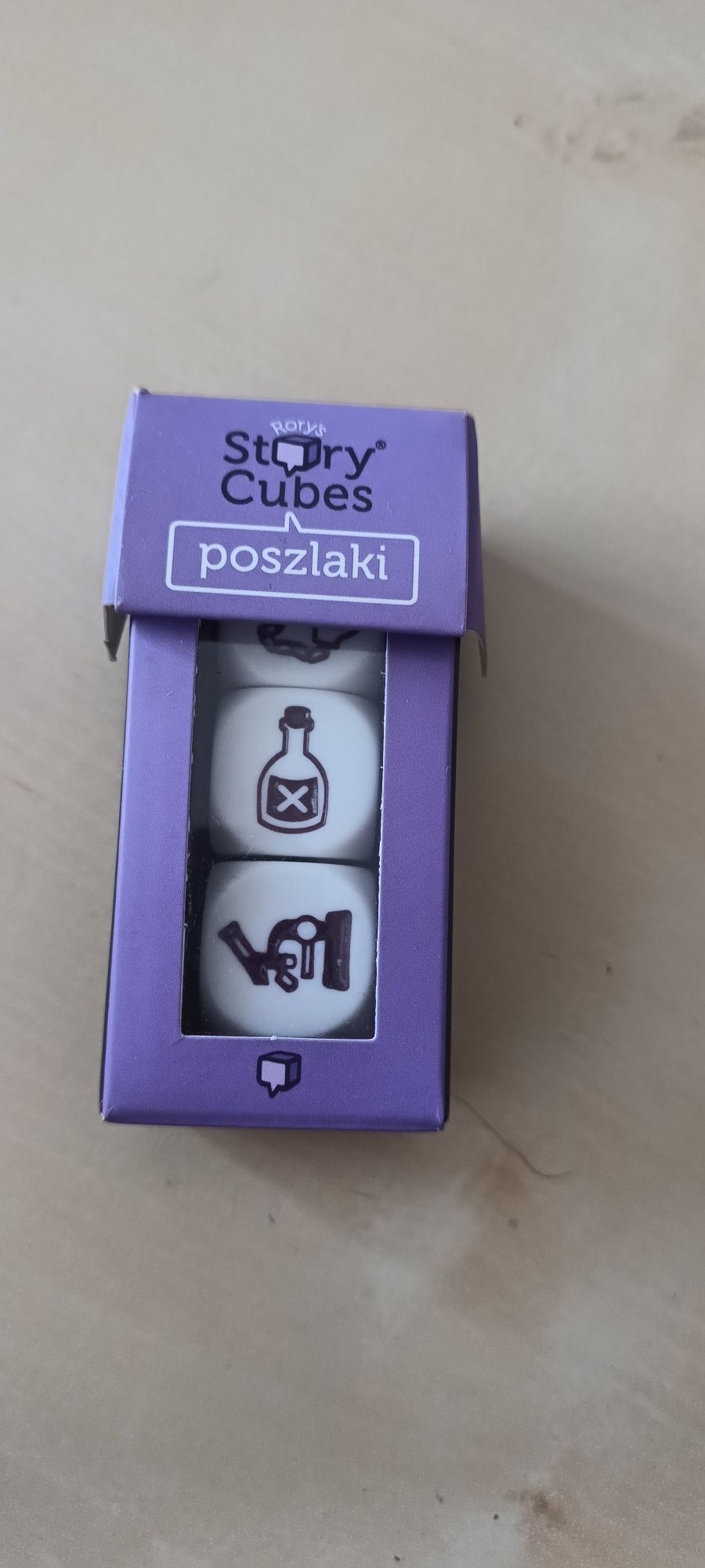 Story cubes, poszlaki, gra