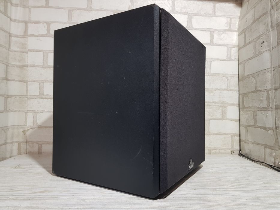 Активний сабвуфер MAGNAT MOTION SUB 25A, потужність 65 Вт, б/у