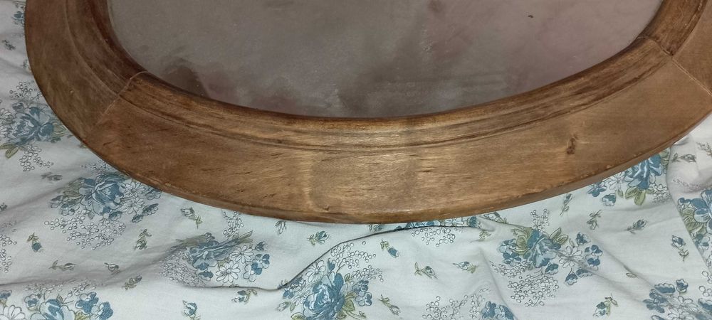 Ретро зеркало овальное в деревянной раме