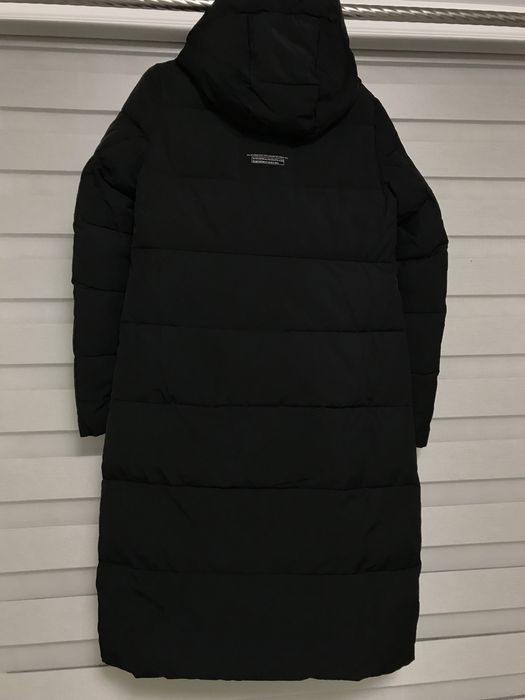 Продам жіночу зимову курточку