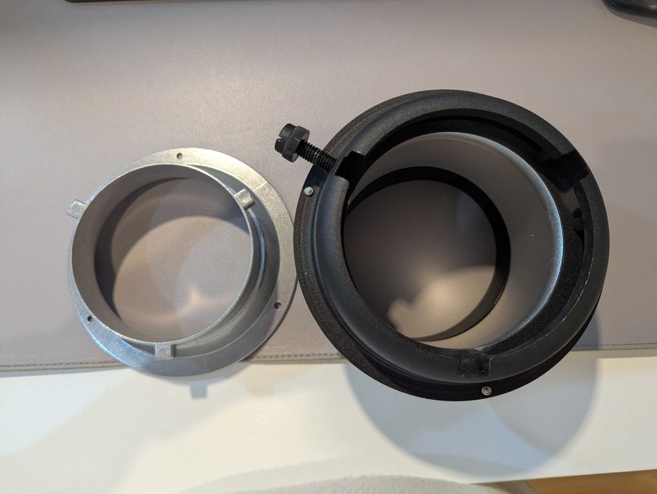 Profoto B10 Bowens mount adapter