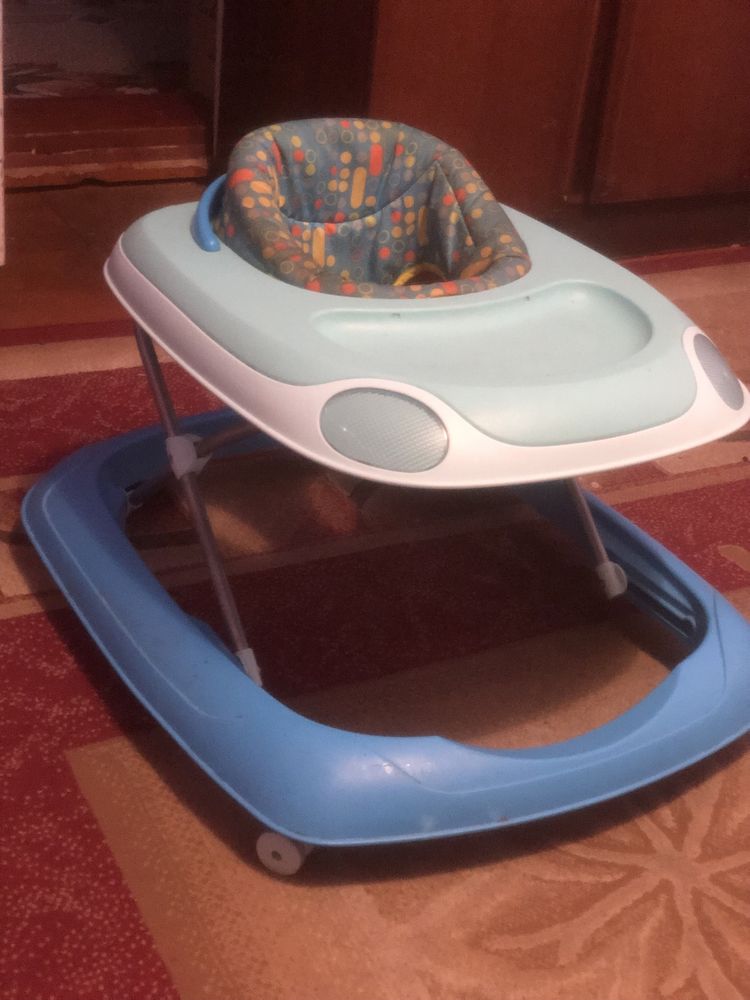 Ходунки chicco.Для вашоі дитинки широкі