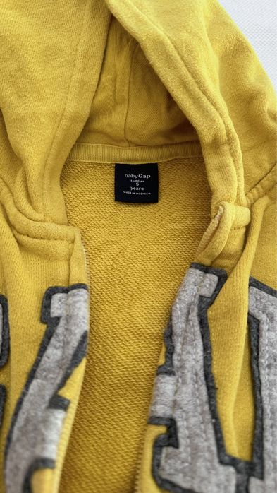 Casaco com capuz da GAP - AMARELO - 5 Anos