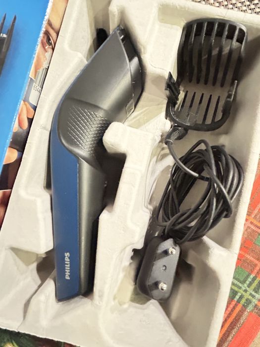 Продам машинку для стрижки PHILIPS Series3000