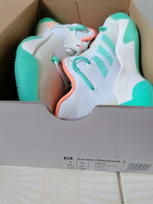 Adidas Harden  tam37,5