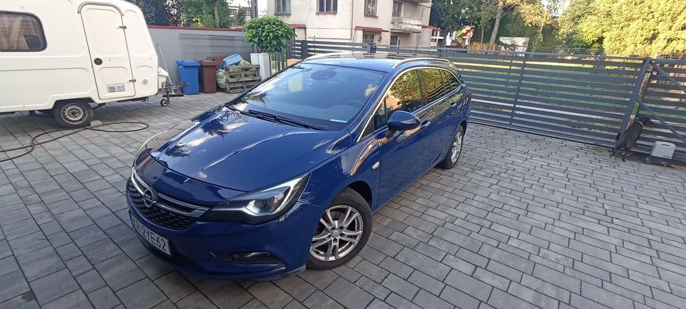 Opel Astra Opel astra K Sport tourer combi 1.6 CDTI 136 KM
