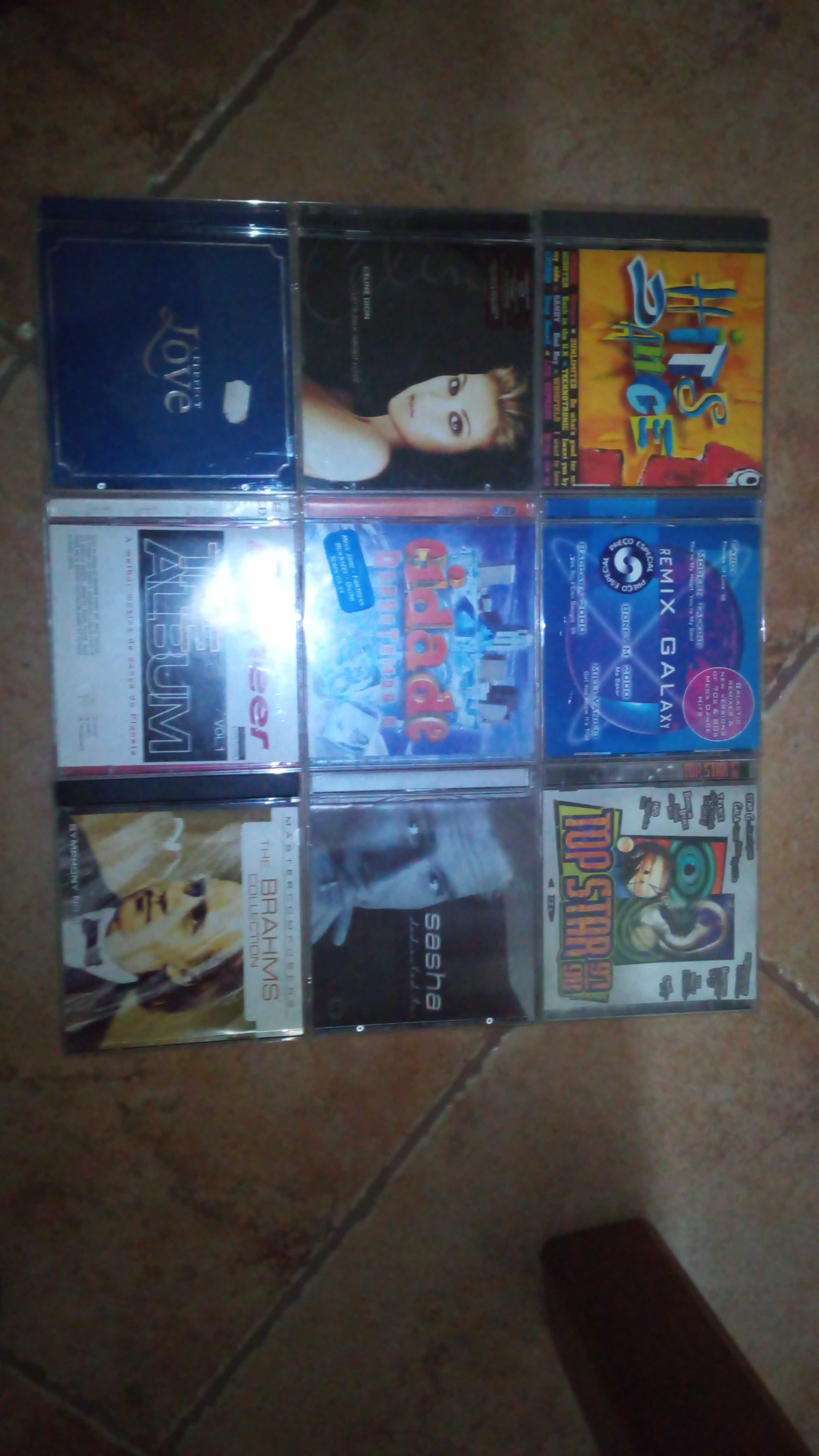 Aparelho de som com cassete duplo, radio, CD's