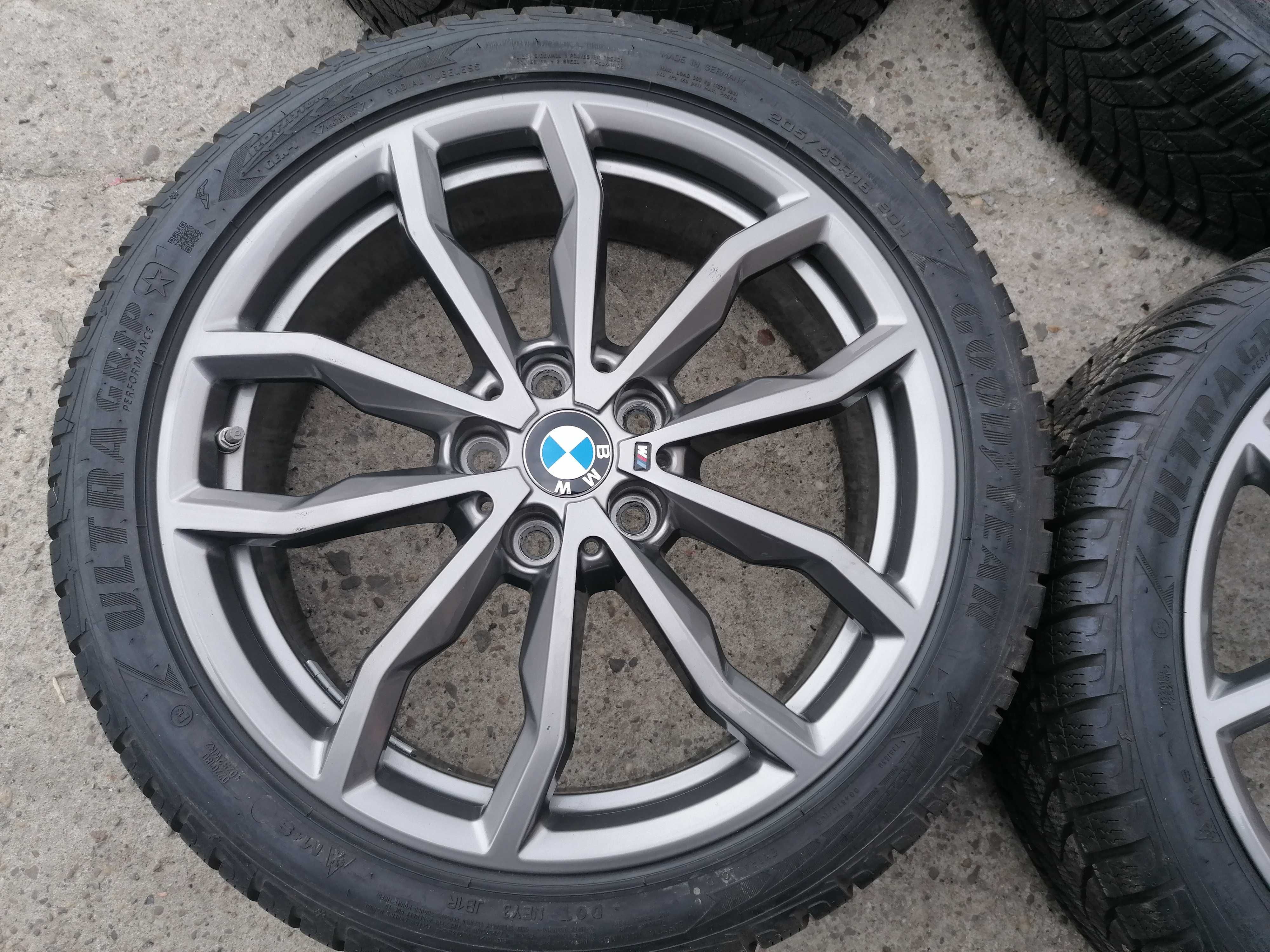 Koła zimowe 18" bmw 1 f40 f41 2 f44 m-pakiet Nowe  Opony