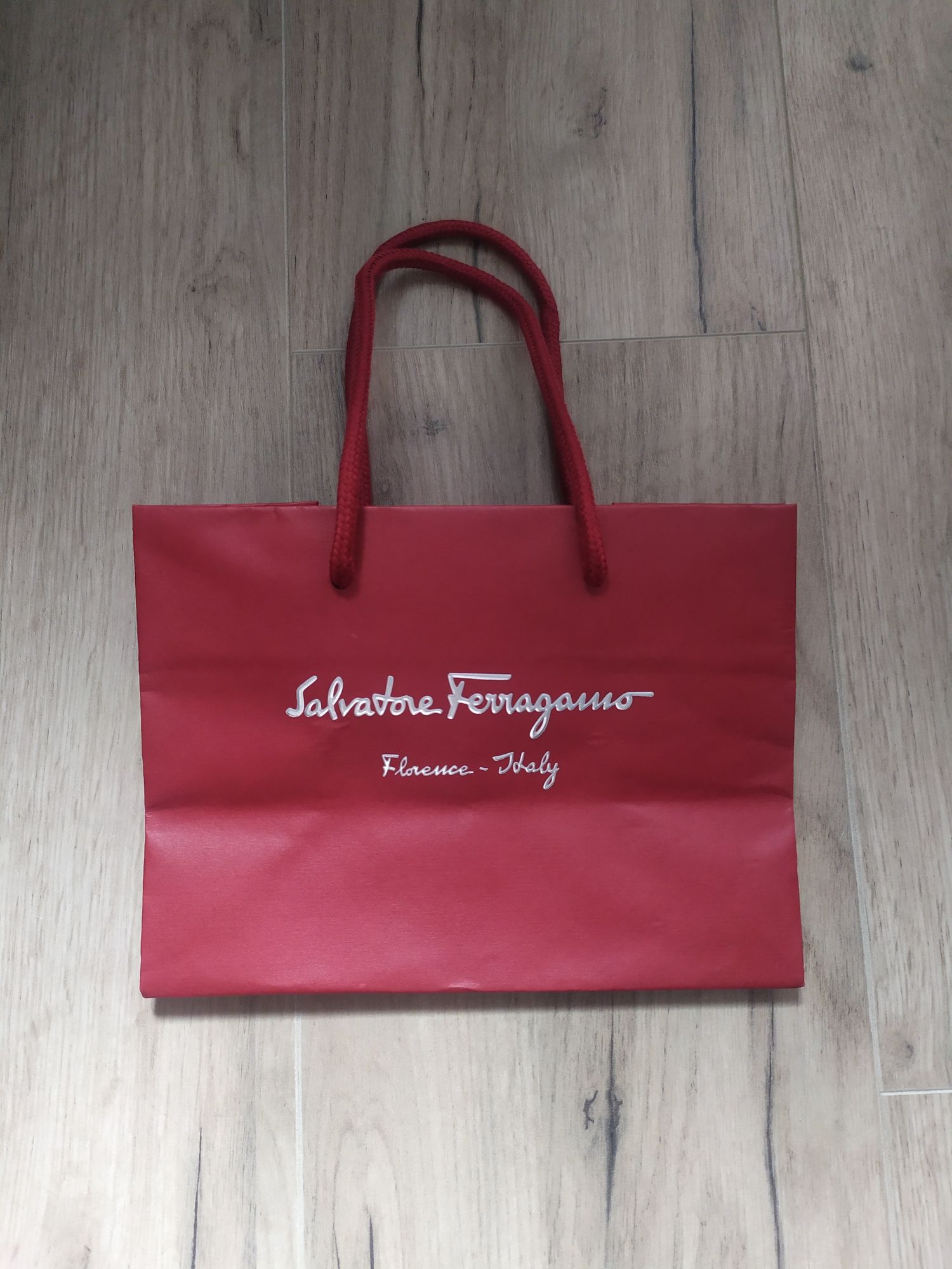 Salvatore Ferragamo torebka torba prezentowa