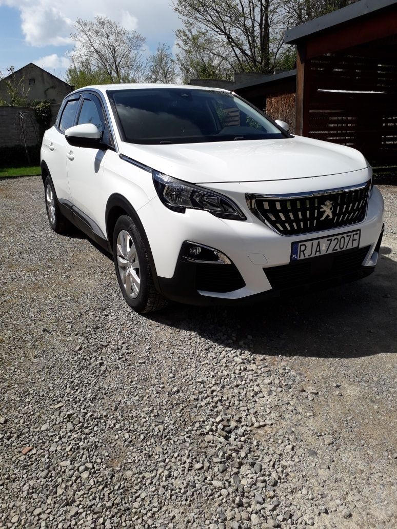 Peugeot 3008.Rok 2018  1.5 Blue HDI 130 KM. Przebieg 184 000 .