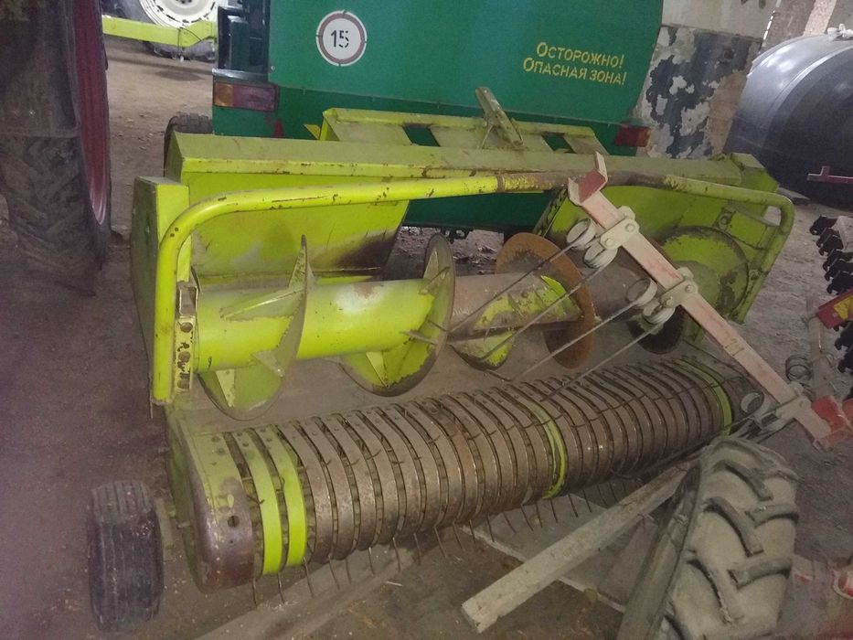 Силосний комбайн Claas Jaguar 640 (1997) + навісне