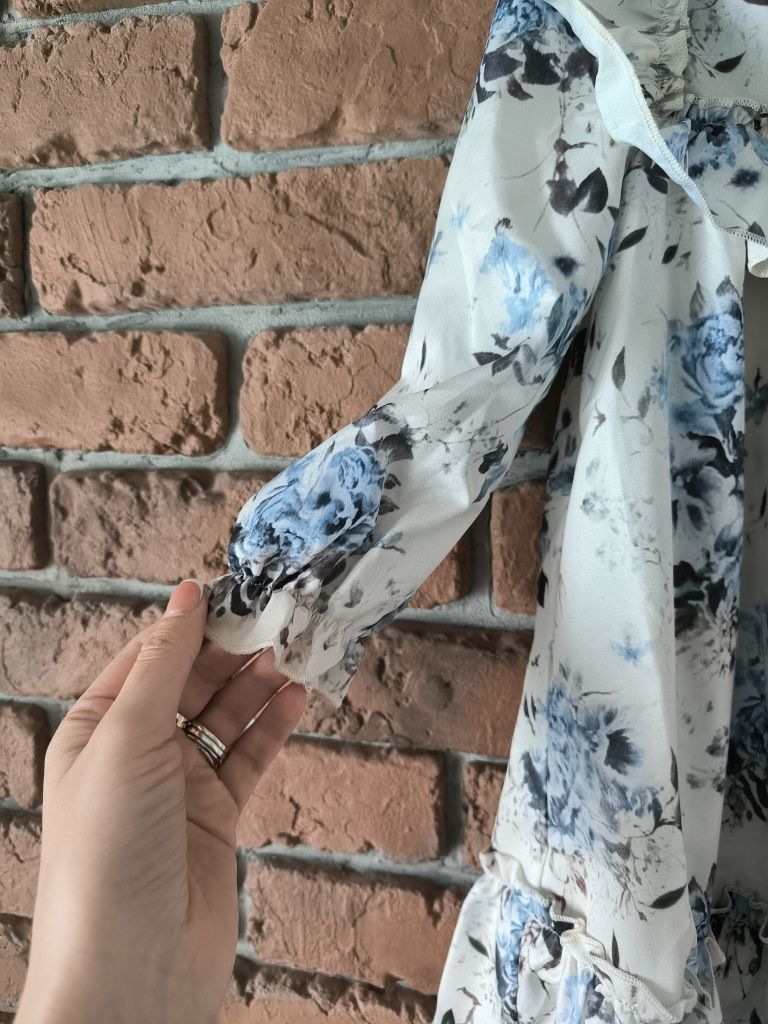 Przepiękna sukienka sukieneczki w kwiaty kwiatuszki styl newbie 122