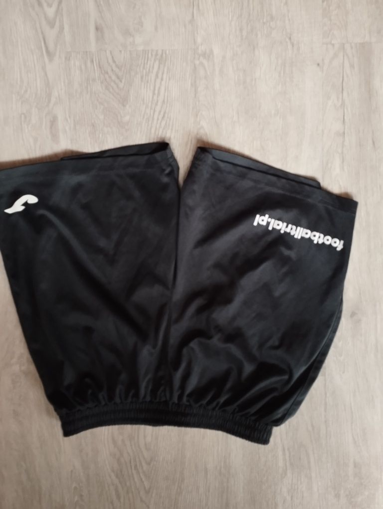 Spodenki piłkarskie czarne Joma 2xs