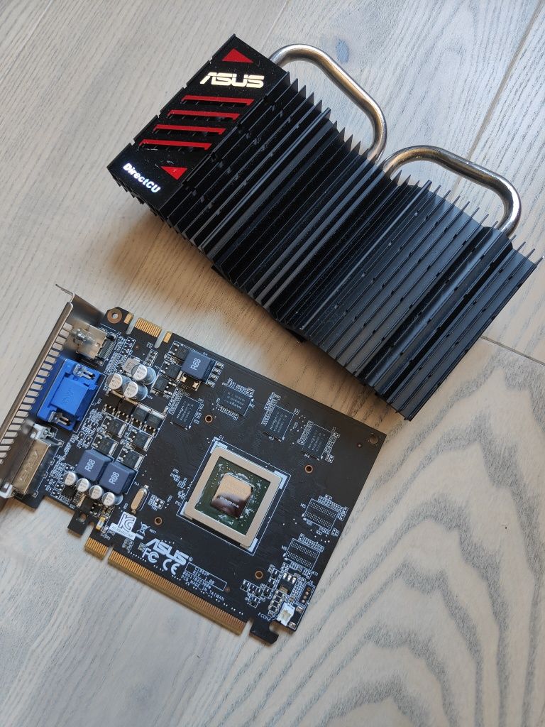 ASUS GeForce GTS 450 1GB DDR3 Silent — ретро-ігри / офіс