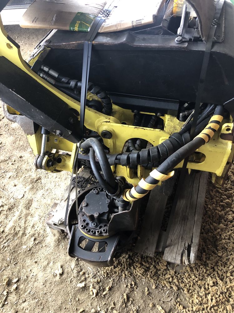 Cabeça de corte florestal John Deere H412
