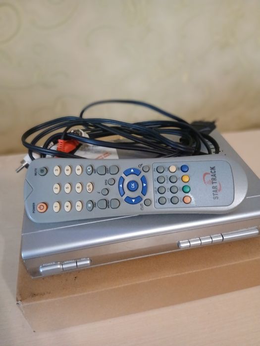 Тюнер ТВ.Цифровий HD приймач супутникового тв.