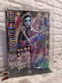 Monster High Doll, Amped Up Frankie Stein Rockstar