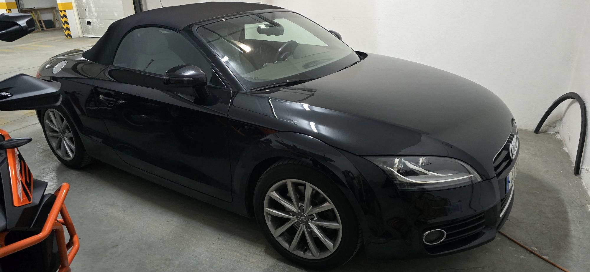 Audi TT roadster