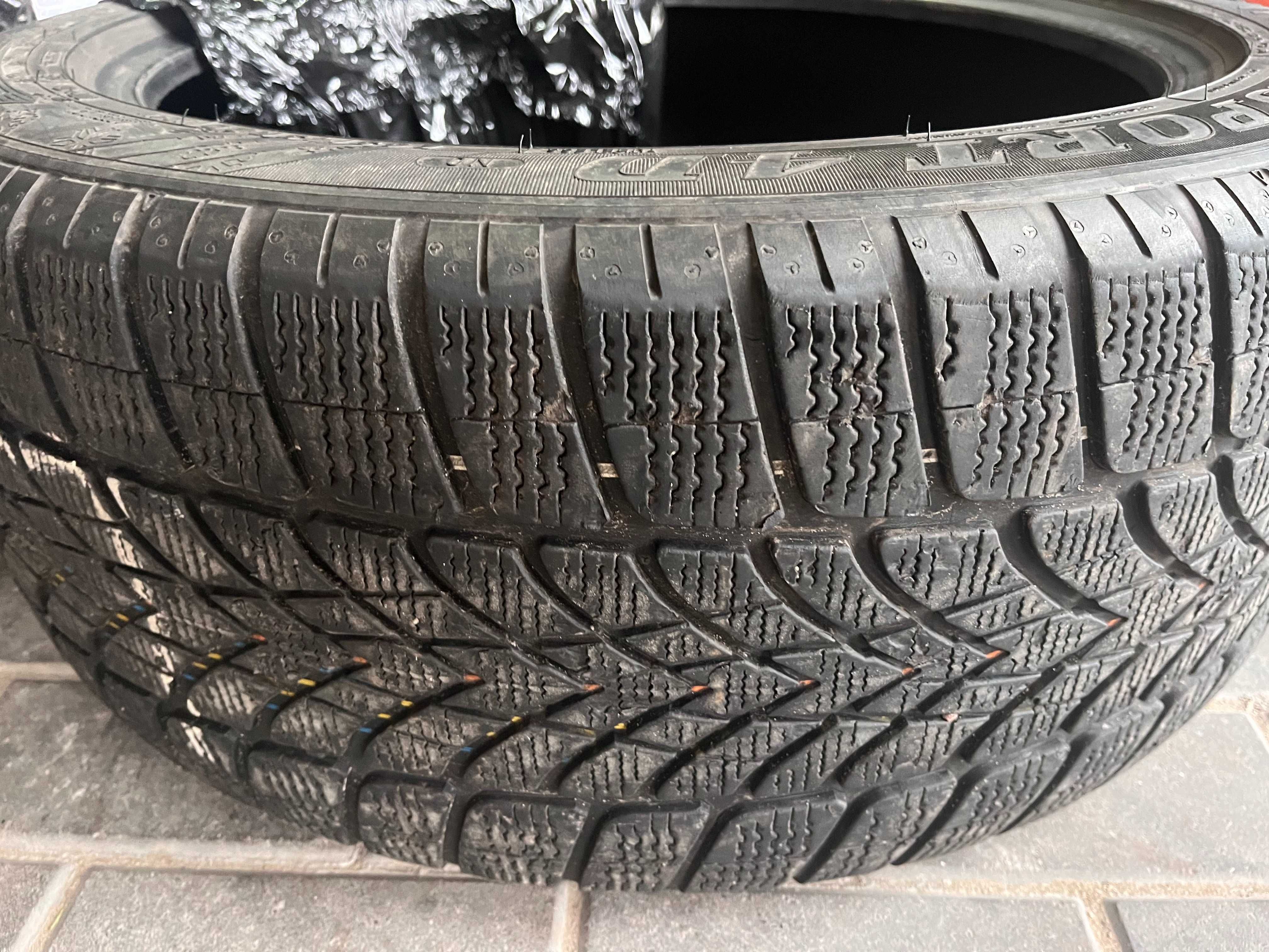2x Opona DUNLOP 265/45 R20, 6mm Porsche macan