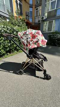 прогулянкова коляска cybex priam spring blossom