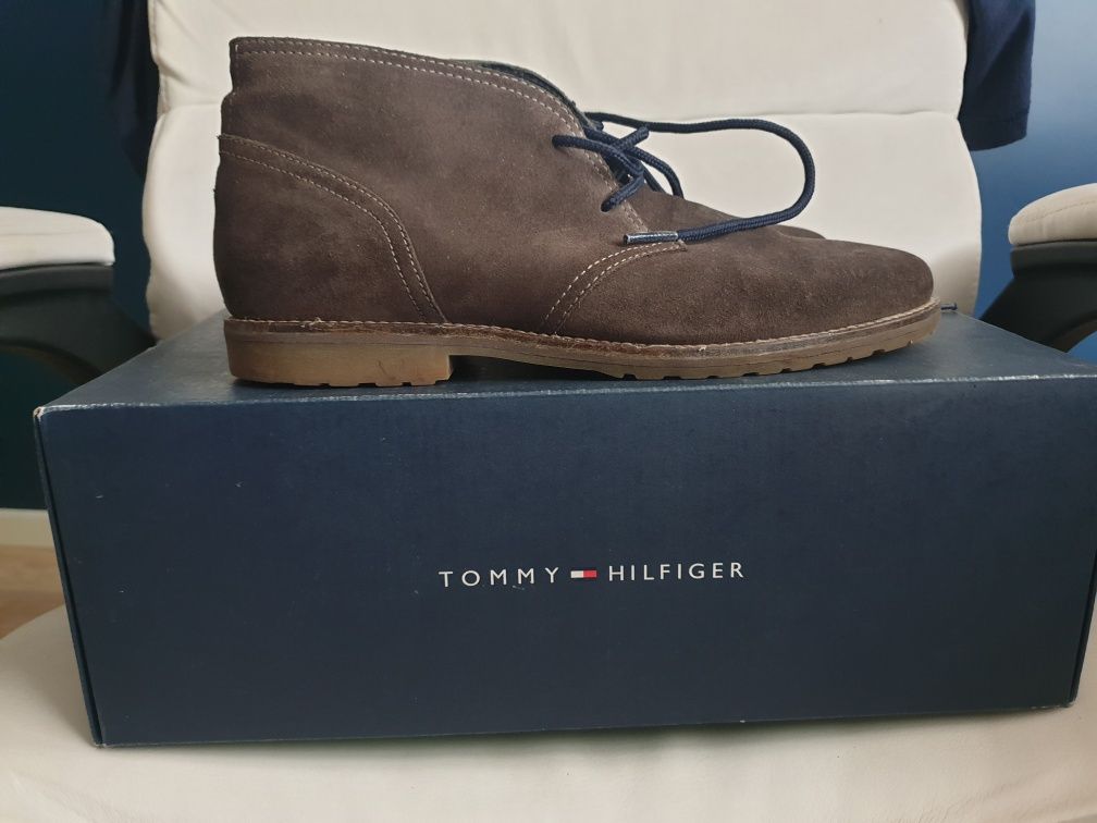 Buty Tommy Hilfinger. Rozmiar 40.