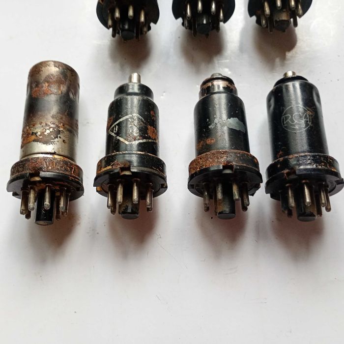 Lampy elektronowe, różne 7 szt.