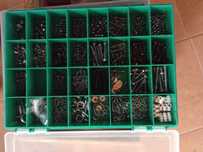caixas organizdoras com material de bricolage