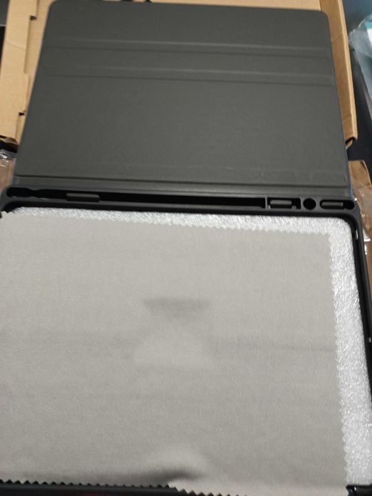 Etui na iPada 10,2 kolor niebieski NOWY