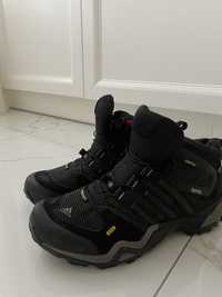 Ботинки Adidas 39
