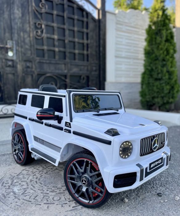 Машинка на радіо керуванні , дитячий електромобіль