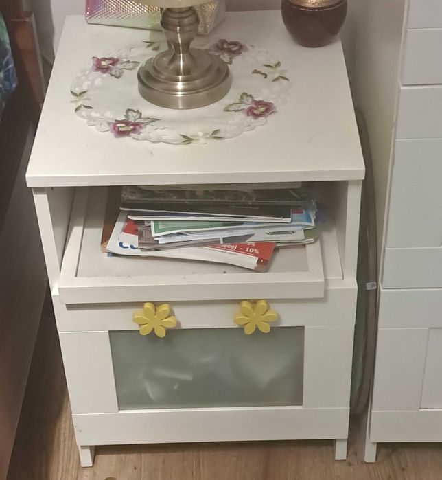Szafka nocna Brimnes 40cm IKEA  stoliki nocne z szufladą