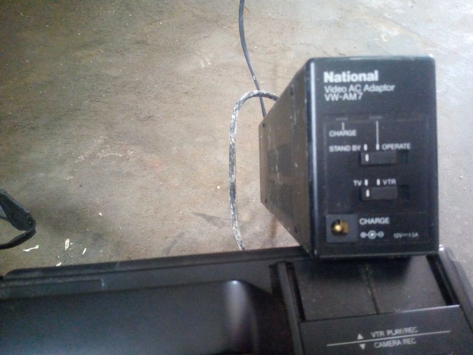 Vintage Camera Filmar National VHS p/ coleção