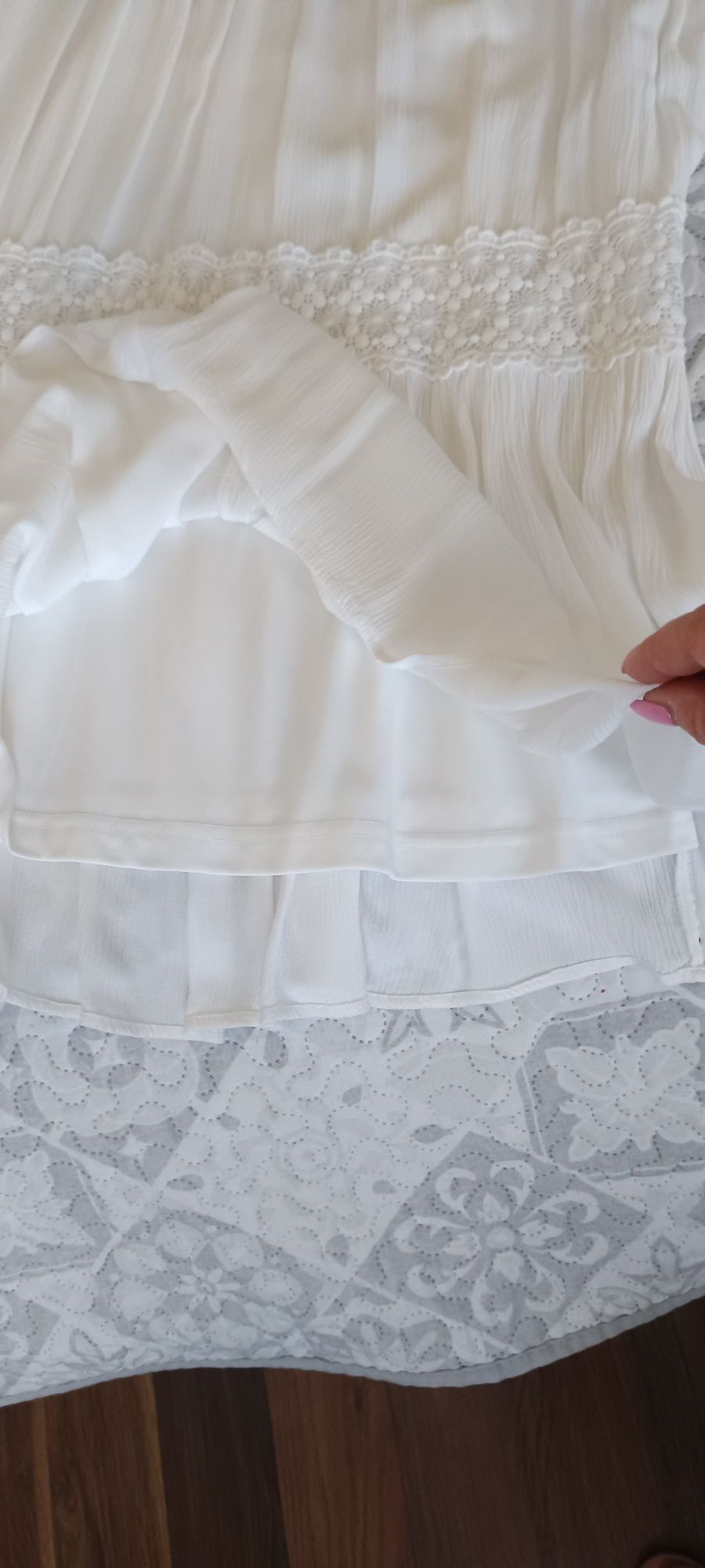 Piękna zwiewna biała sukienka z koronką komunia chrzest 38/40