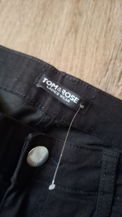 Jeansy spodnie damskie czarne Tom & Rose 40/L