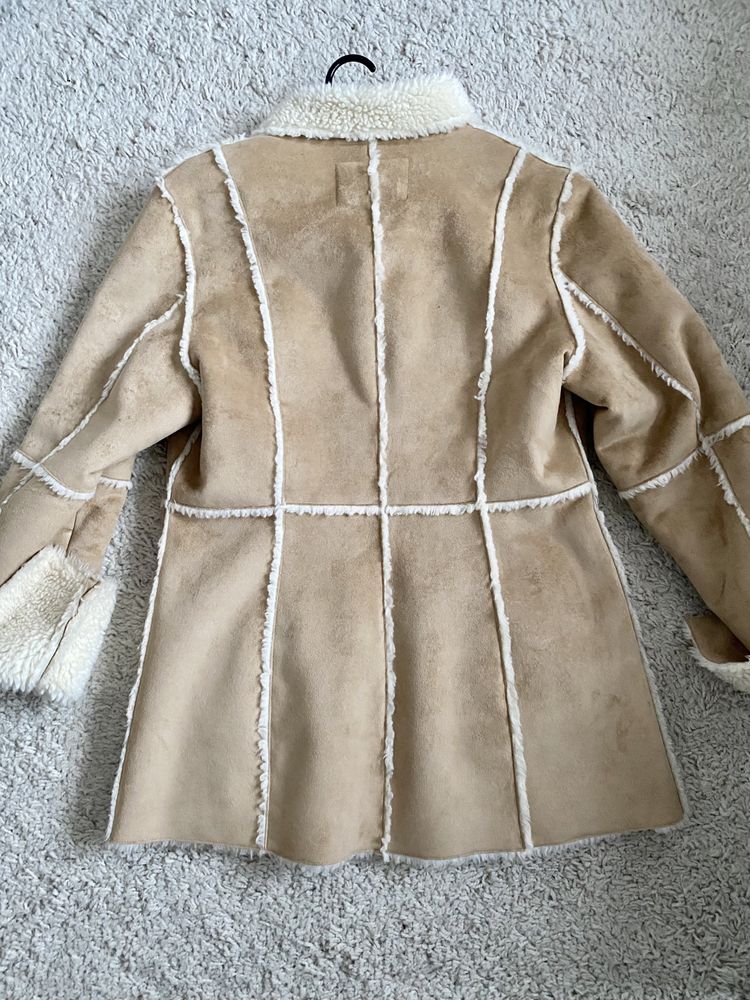 Kożuch kożuszek beżowy kremowy płaszcz futro vintage rozmiar S 36