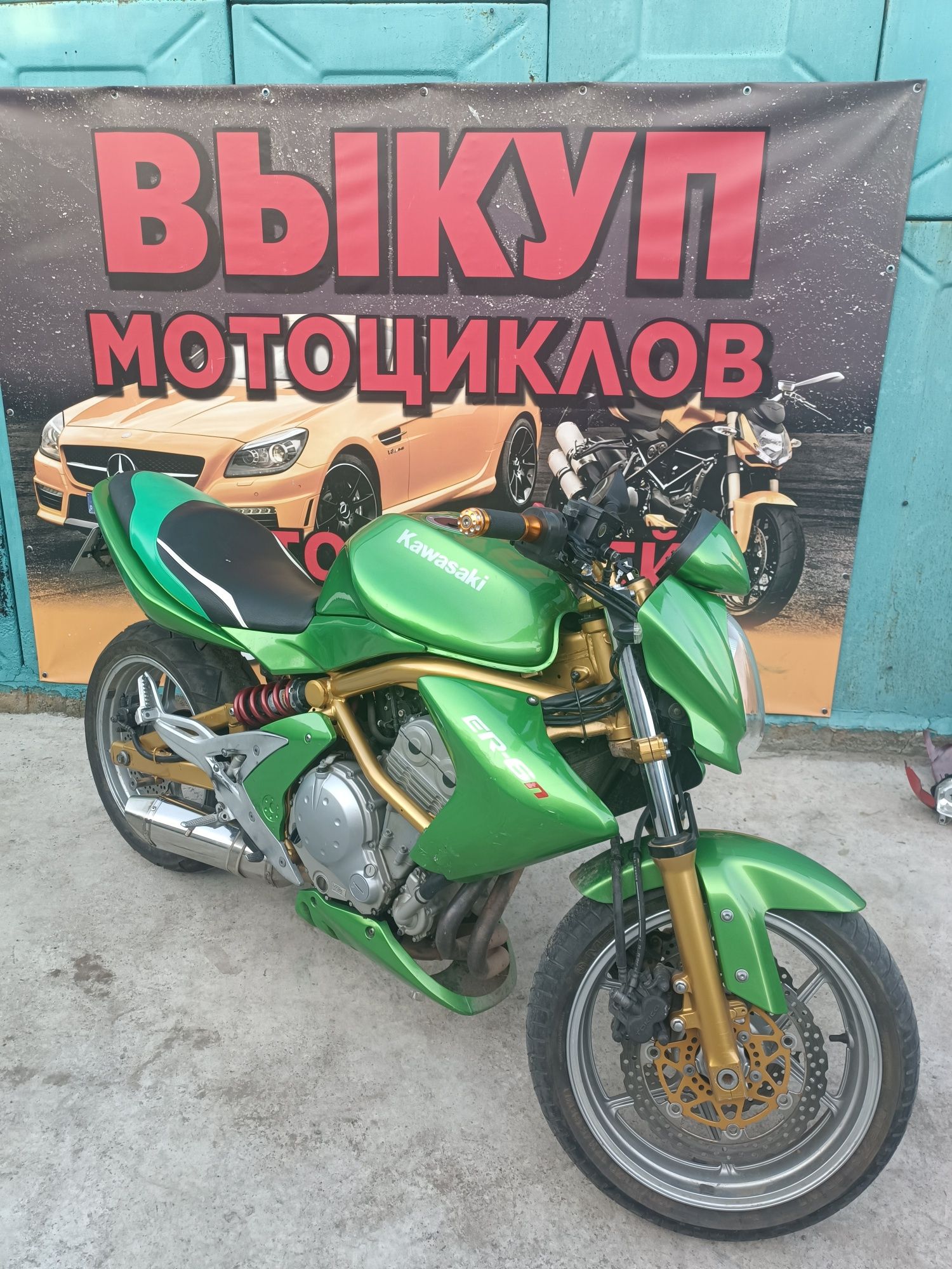 Розбор Kawasaki er6n versus 650 двигатель мотор (отличный) есть видео