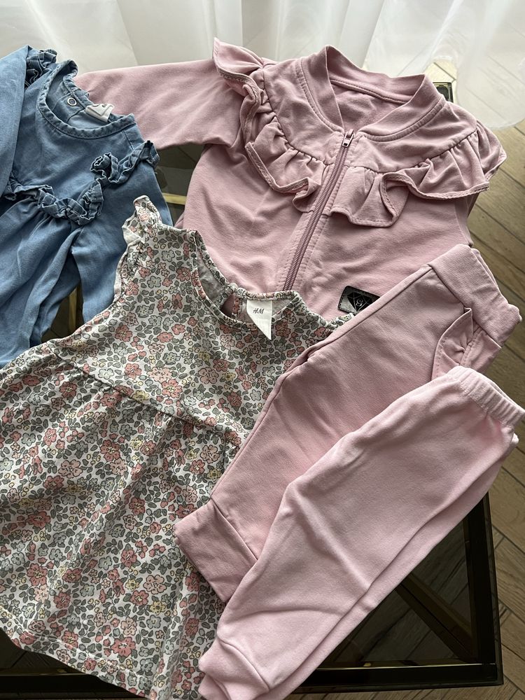 Paka ubrań 68 dla dziewczynki, sukienki, bluza, spodnie, dres
