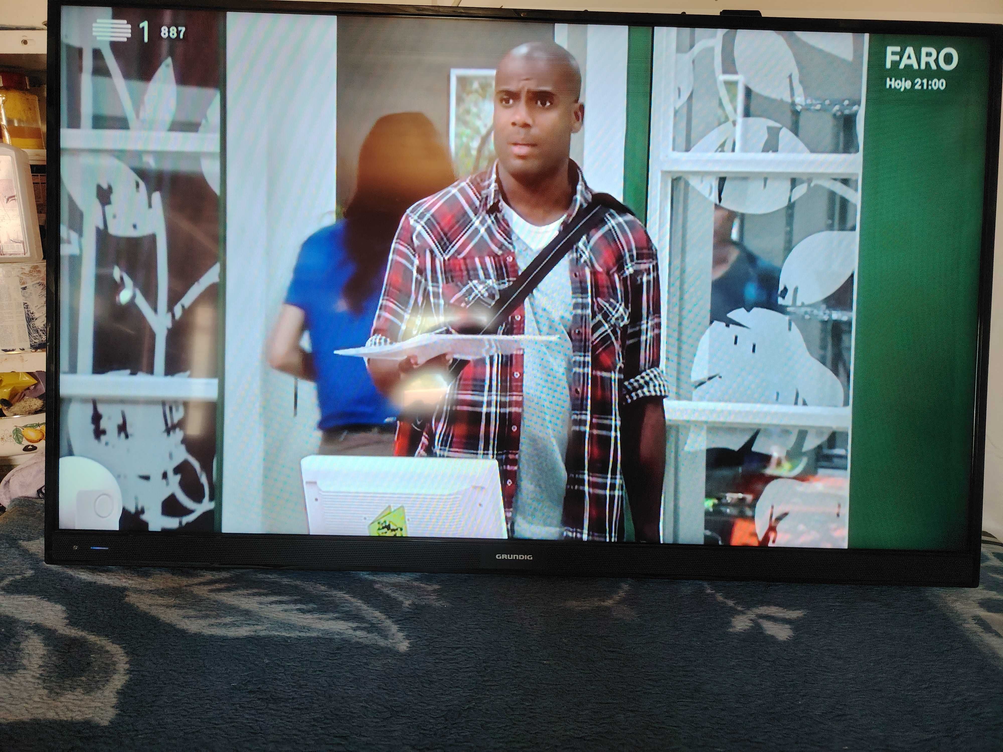 Tv Grundig 48 polegadas led ótima