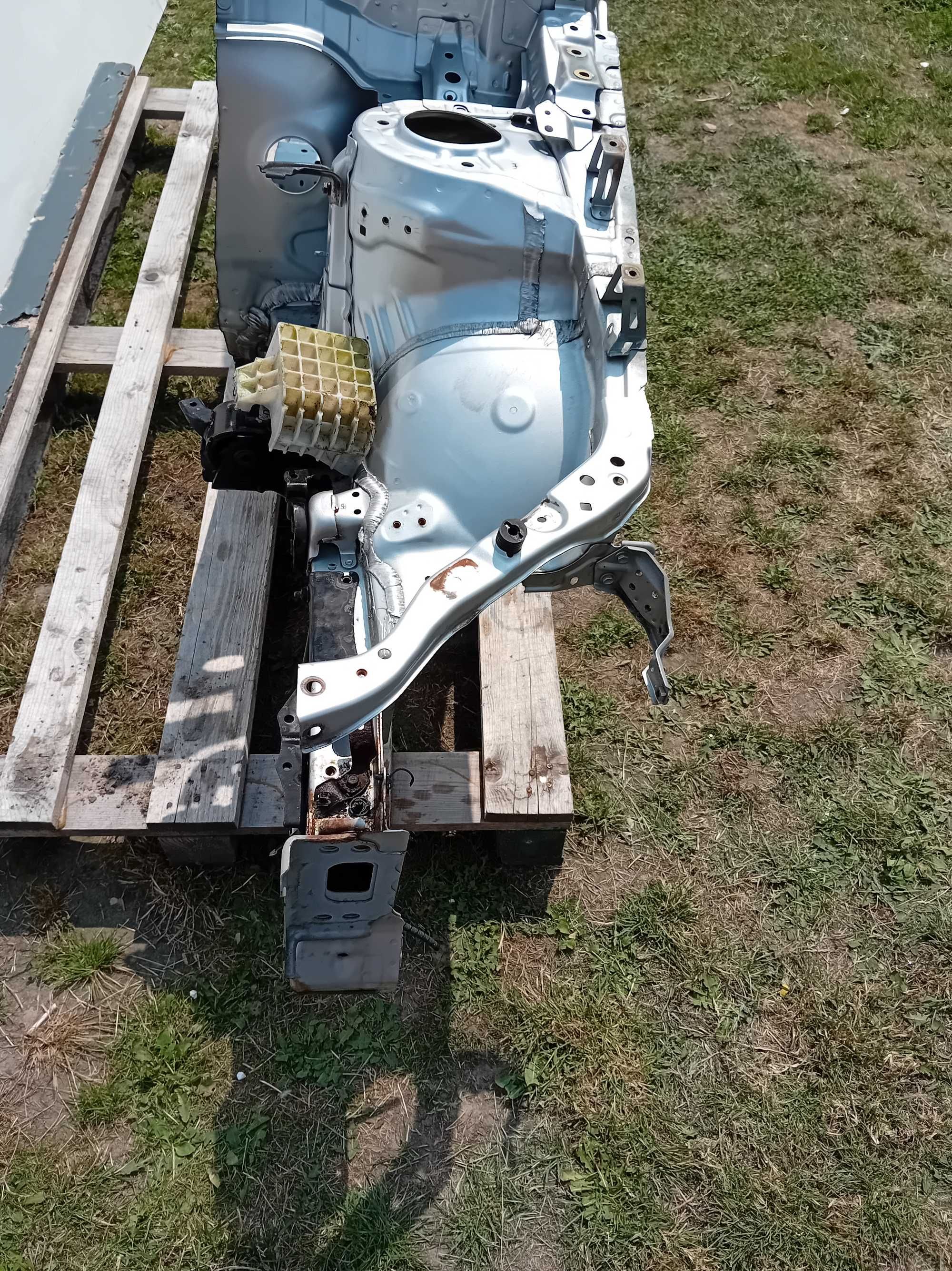 Podłużnica Próg Słupek Lewa Toyota Avensis T27 09/15 r Kod Lak 1F7
