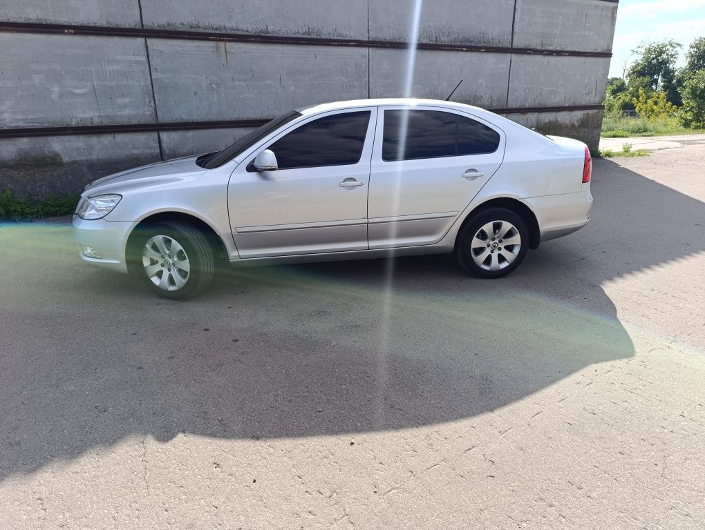 Продам шкоду А5 рест