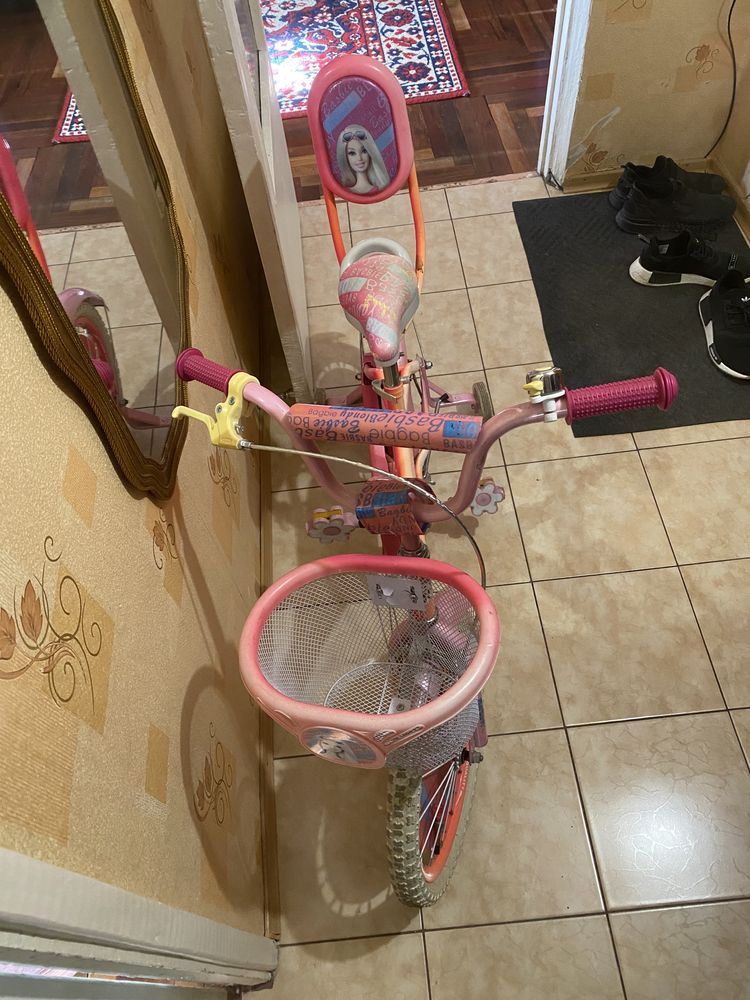 Велосипед для девочки .