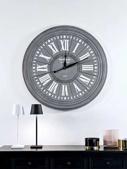 Drewniany zegar ścienny, styl rustykalny