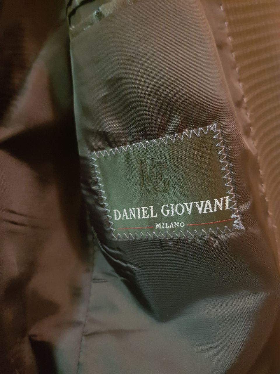 Чоловічий костюм DANIEL GIOVVANI