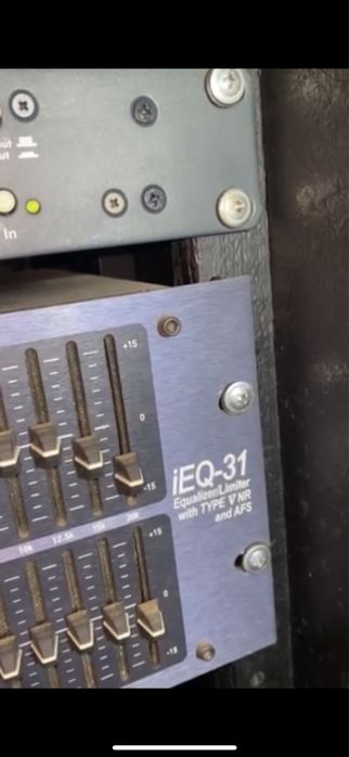 Zeck pd 8-12 активний мікшерний пульт 2-450 не soundcraft. Allen heath