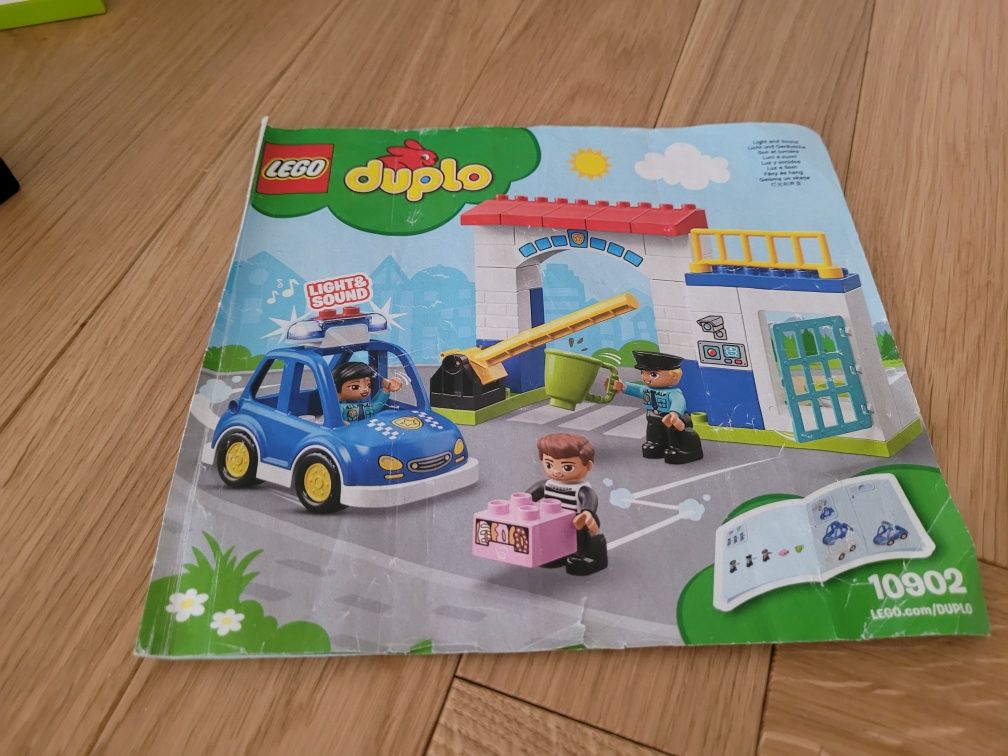 Lego Duplo posterunek policji, instrukcja i pudełko