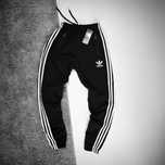 Чоловічі спортивні штани Adidas чорні