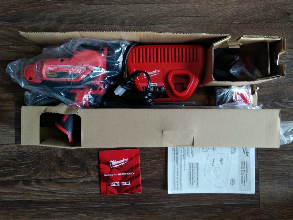 Пистолет для герметика 600гр milwaukee 2442-21