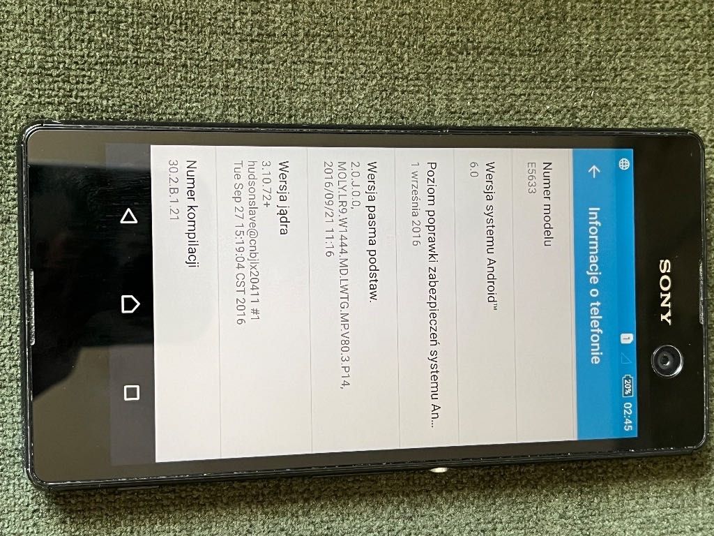 Smartfon Sony XPERIA M5