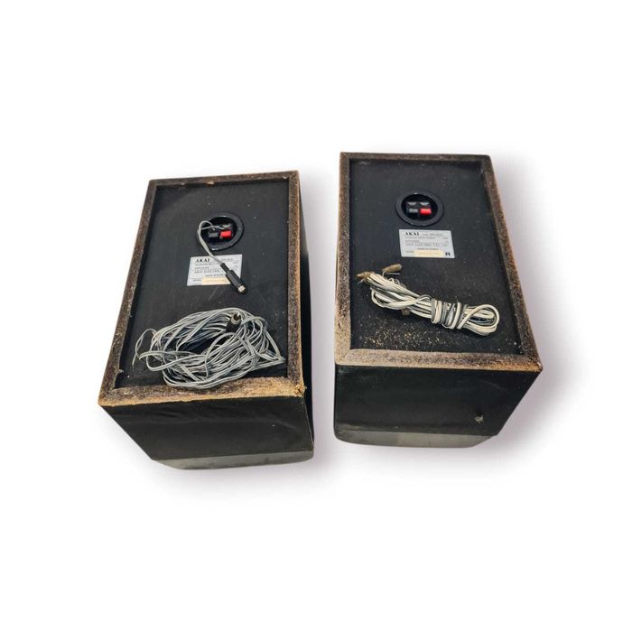 Sistema Hi-Fi Akai AC-5600 + Colunas AE-592 + Colunas SR-600 + Comando