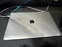 MacBook Pro 13″ M1 (2020) / 8GB RAM / 512GB SSD